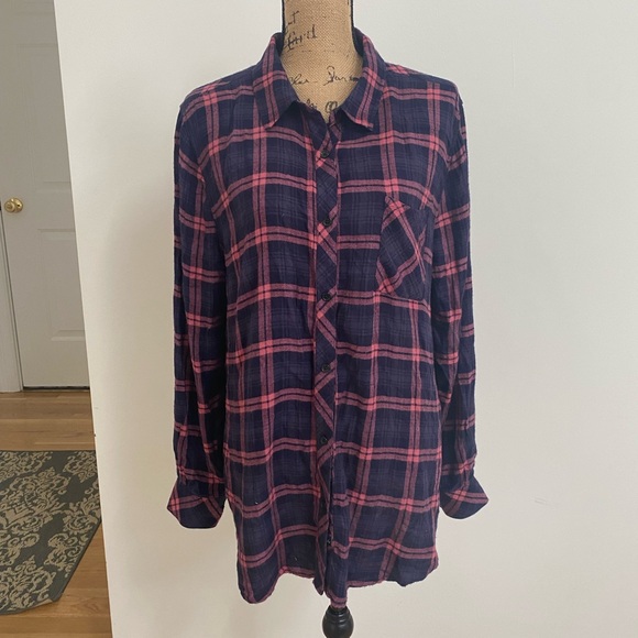 Rails Women’s Navy Mauve Hunter Button-Down Shirt Sz L - Picture 2 of 11